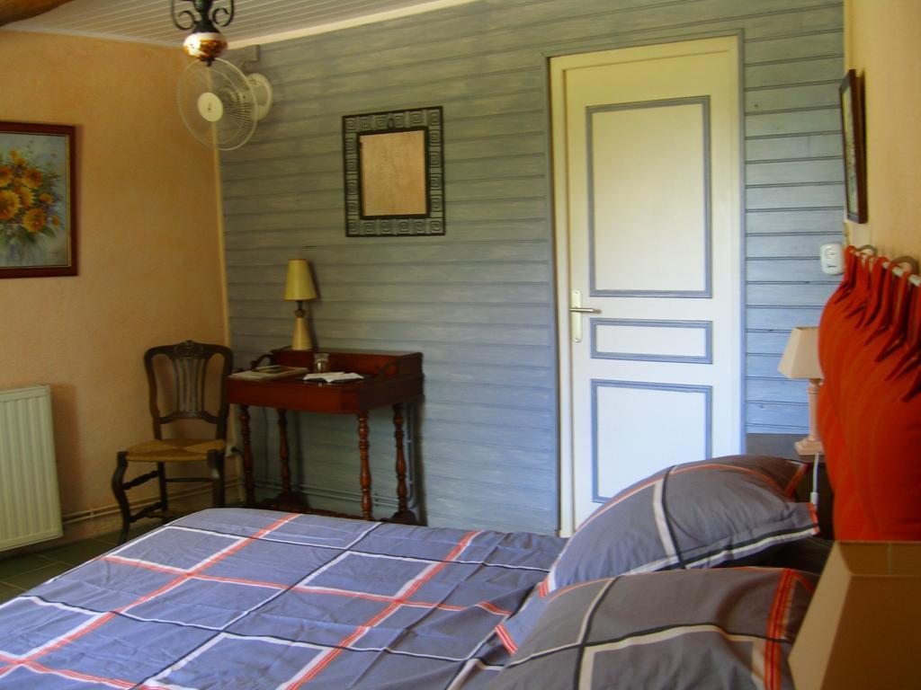 Domaine De Sonnard Hotel Castera-Verduzan Room photo