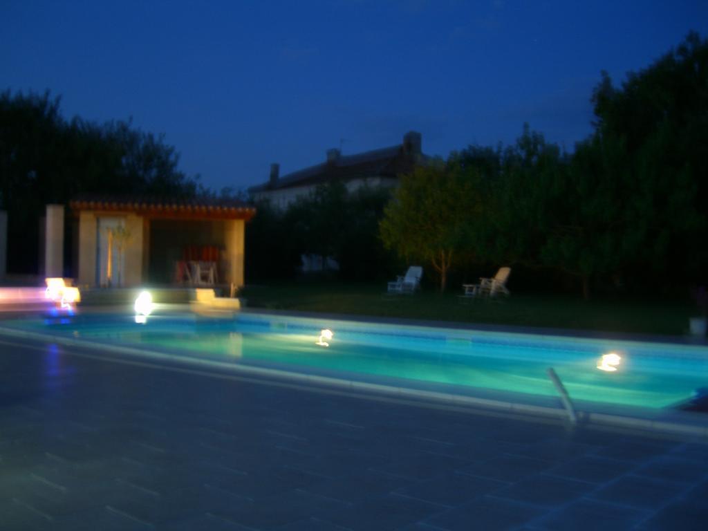 Domaine De Sonnard Hotel Castera-Verduzan Exterior photo